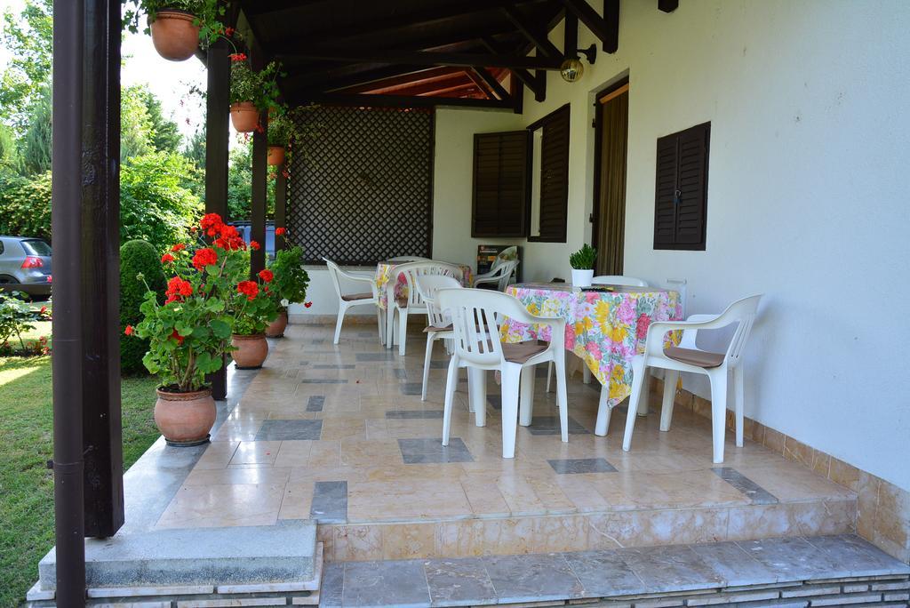 Rozsa Nyaralohaz Βίλα Balatonboglár Εξωτερικό φωτογραφία